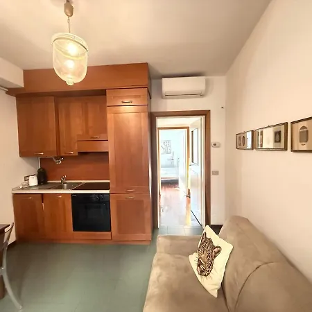 Apartment Centric Flat